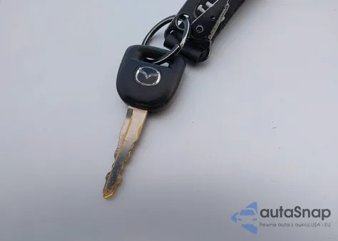 2005 Mazda Mazda6 I Sport z USA, uszkodzony, nr VIN 1YVHP84C055M09301